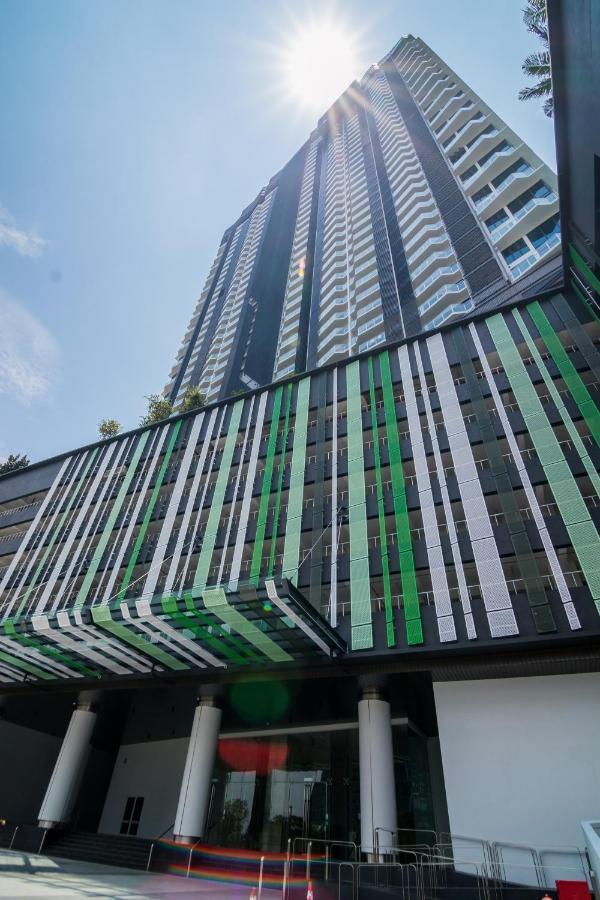 Almas Suites By Subhome Nusajaya  Luaran gambar