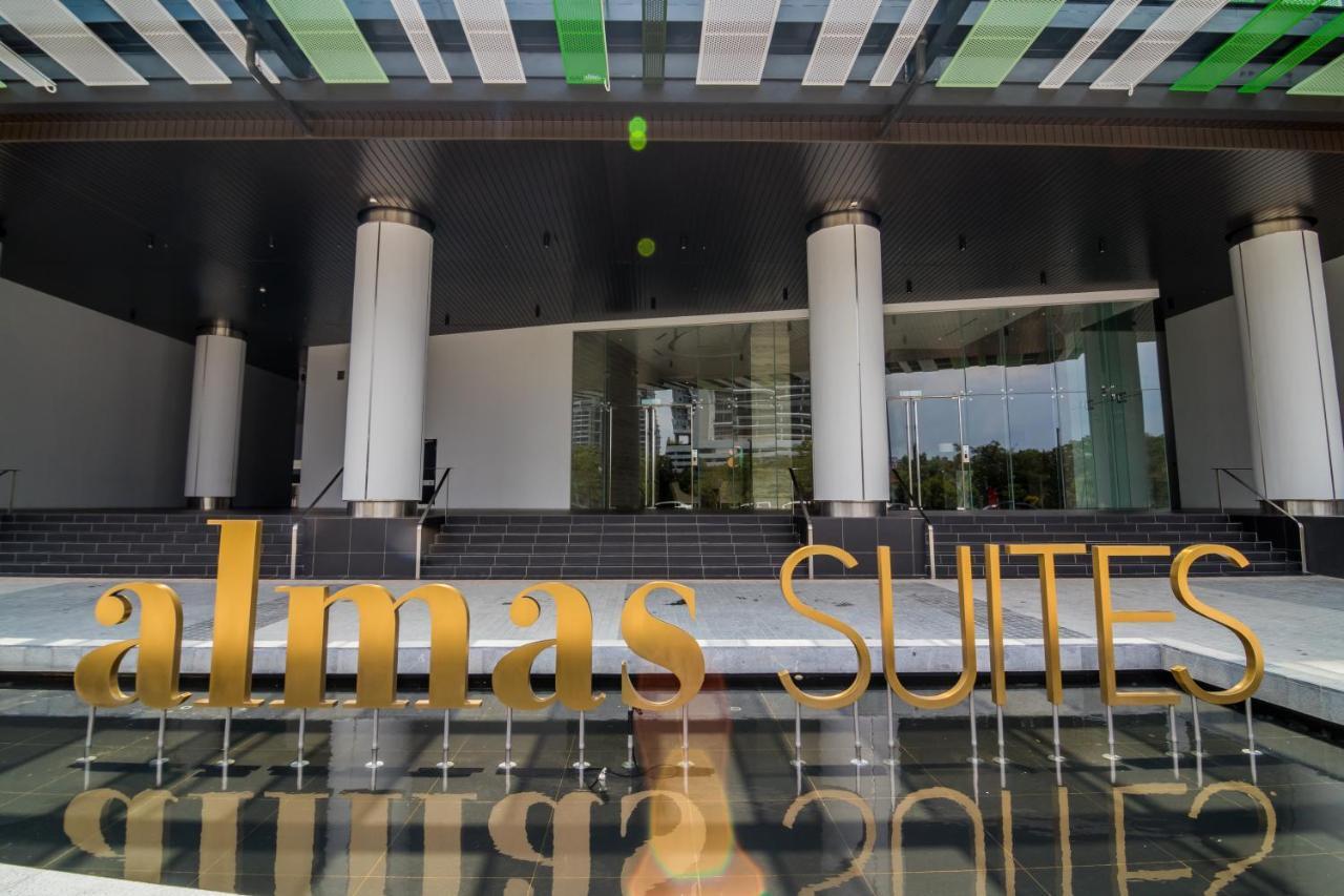 Almas Suites By Subhome Nusajaya  Luaran gambar