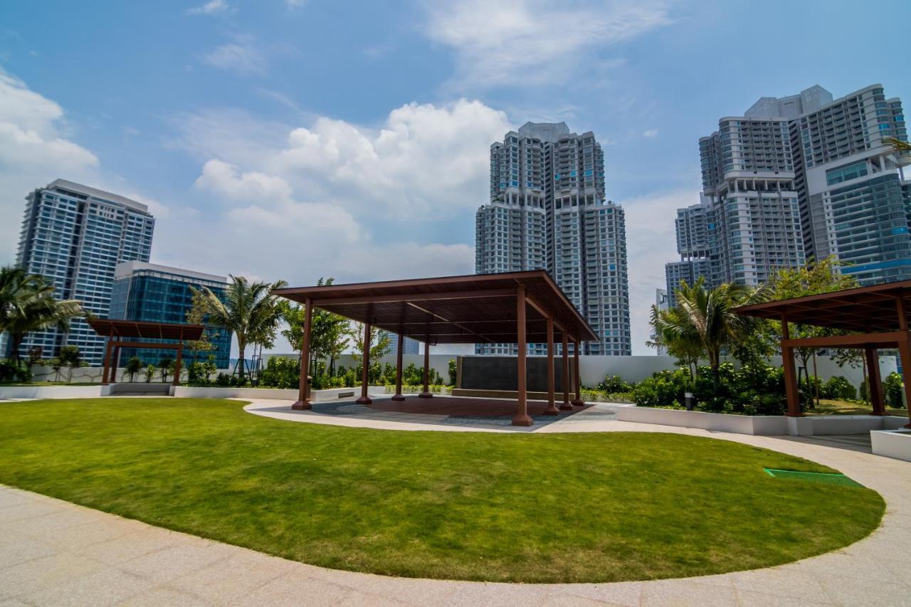 Almas Suites By Subhome Nusajaya  Luaran gambar